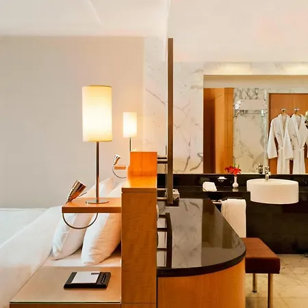 Lugal, A Luxury Collection Hotel, Hotell 5*