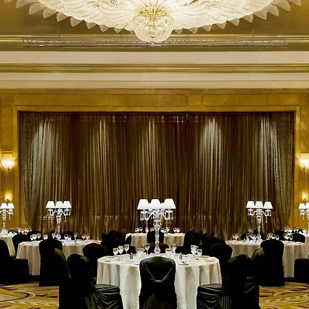 Lugal, A Luxury Collection Hotel, Hotell
